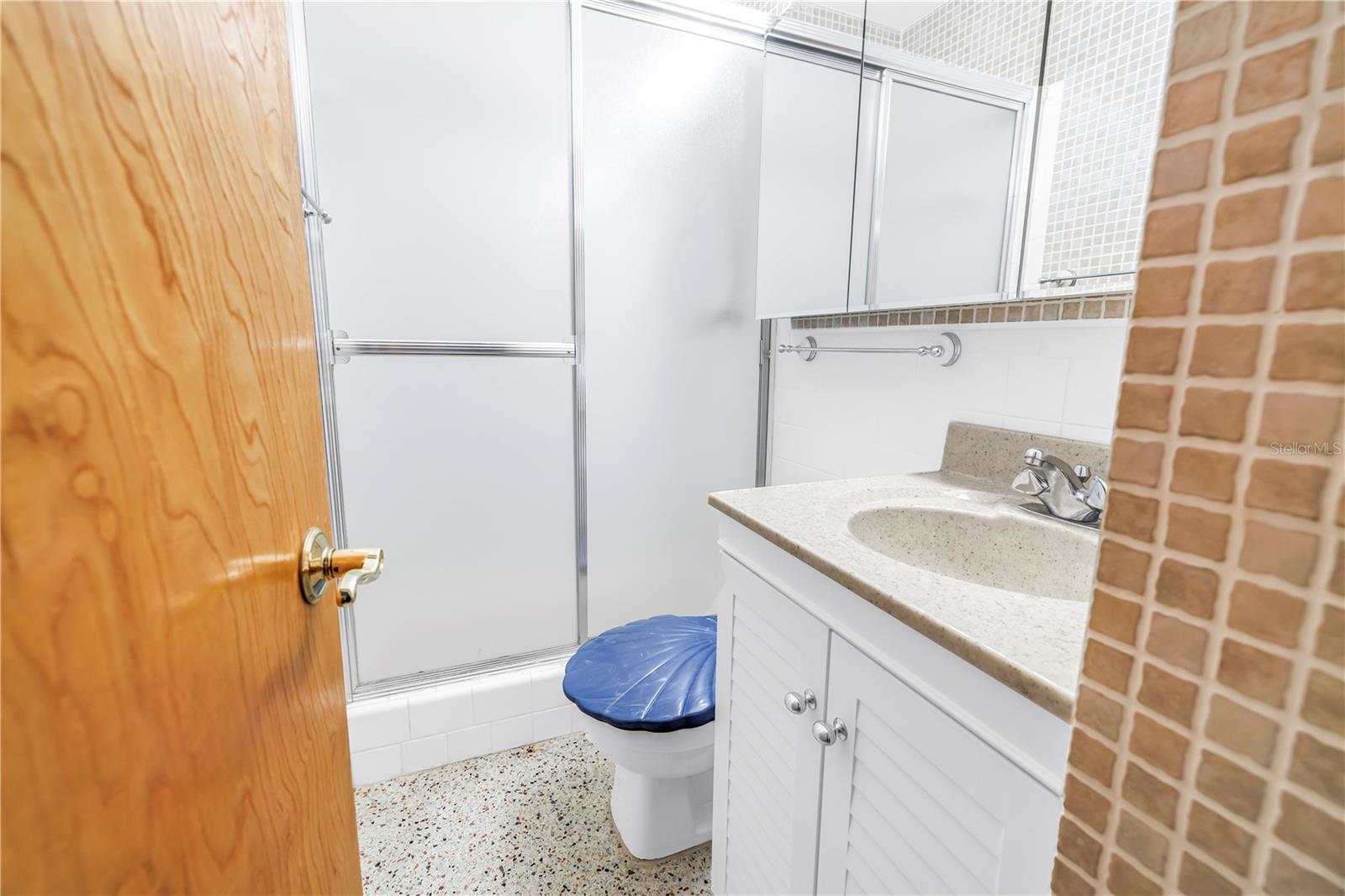 Image 27 of 33 For 4143 56th Street N 1006