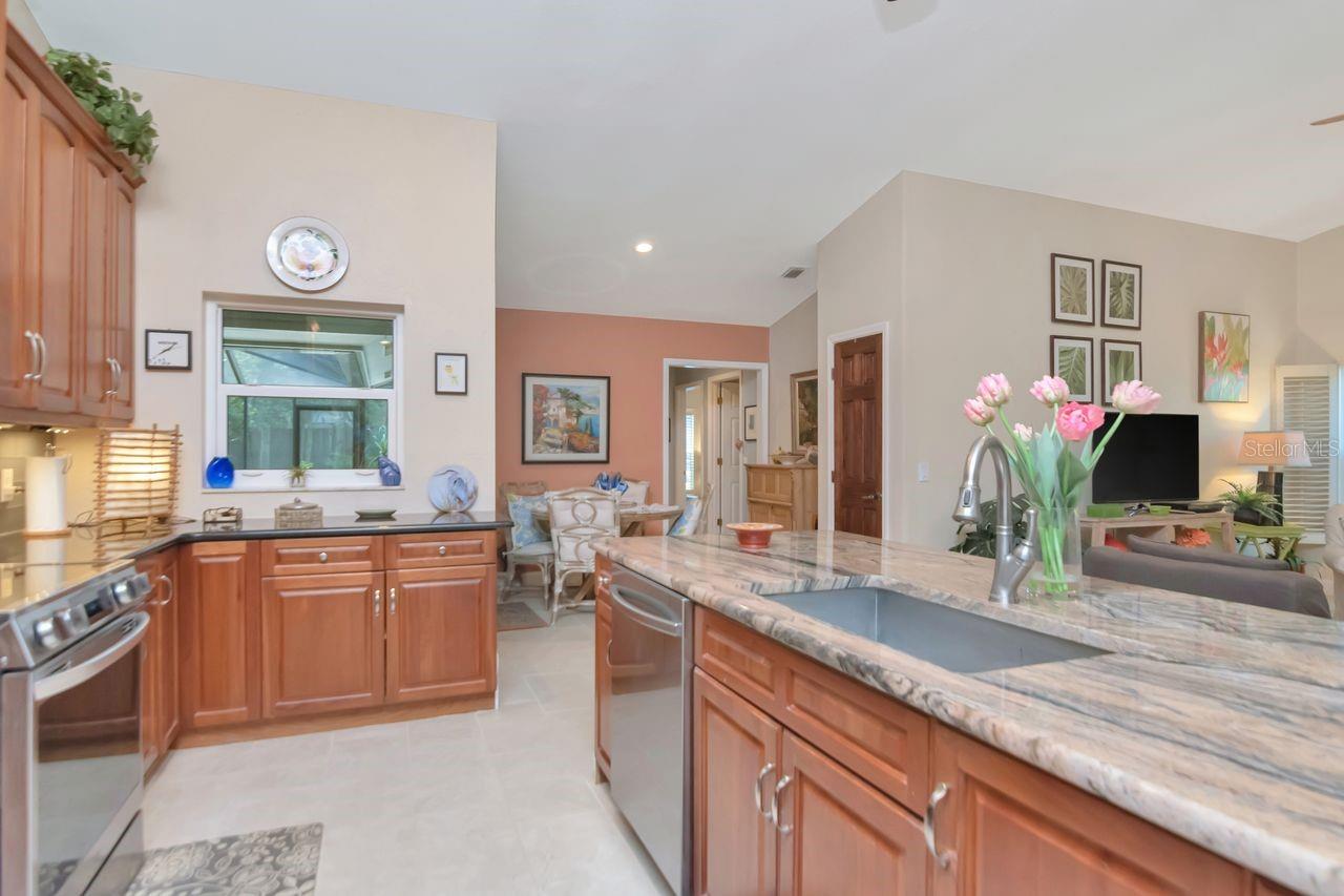 Image 17 of 76 For 2763 Buckhorn Oaks Drive