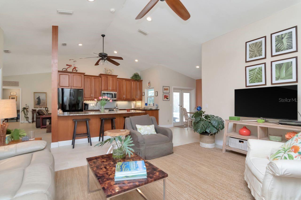 Image 18 of 76 For 2763 Buckhorn Oaks Drive