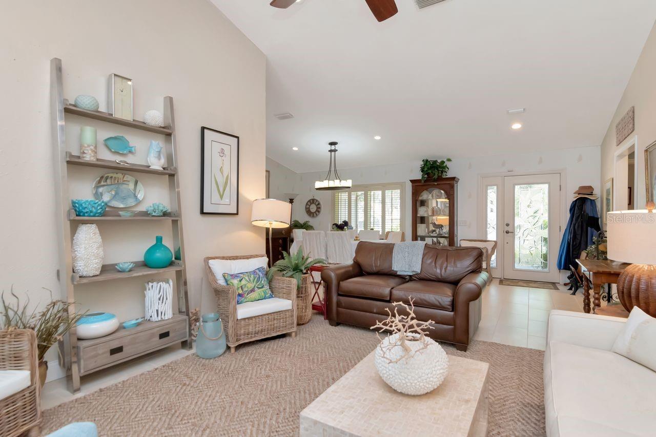 Image 8 of 76 For 2763 Buckhorn Oaks Drive