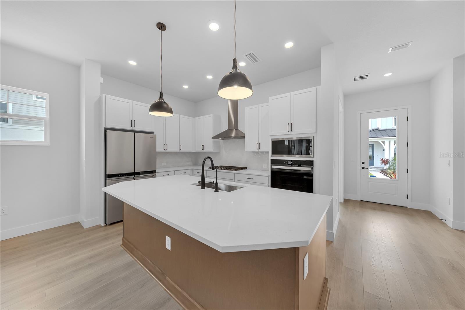 Image 8 of 51 For 7267 Kodiak Lane