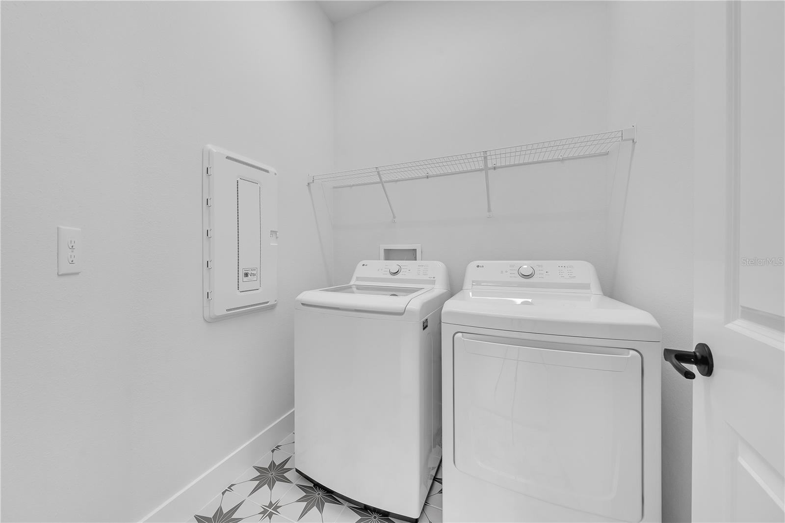 Image 9 of 51 For 7267 Kodiak Lane