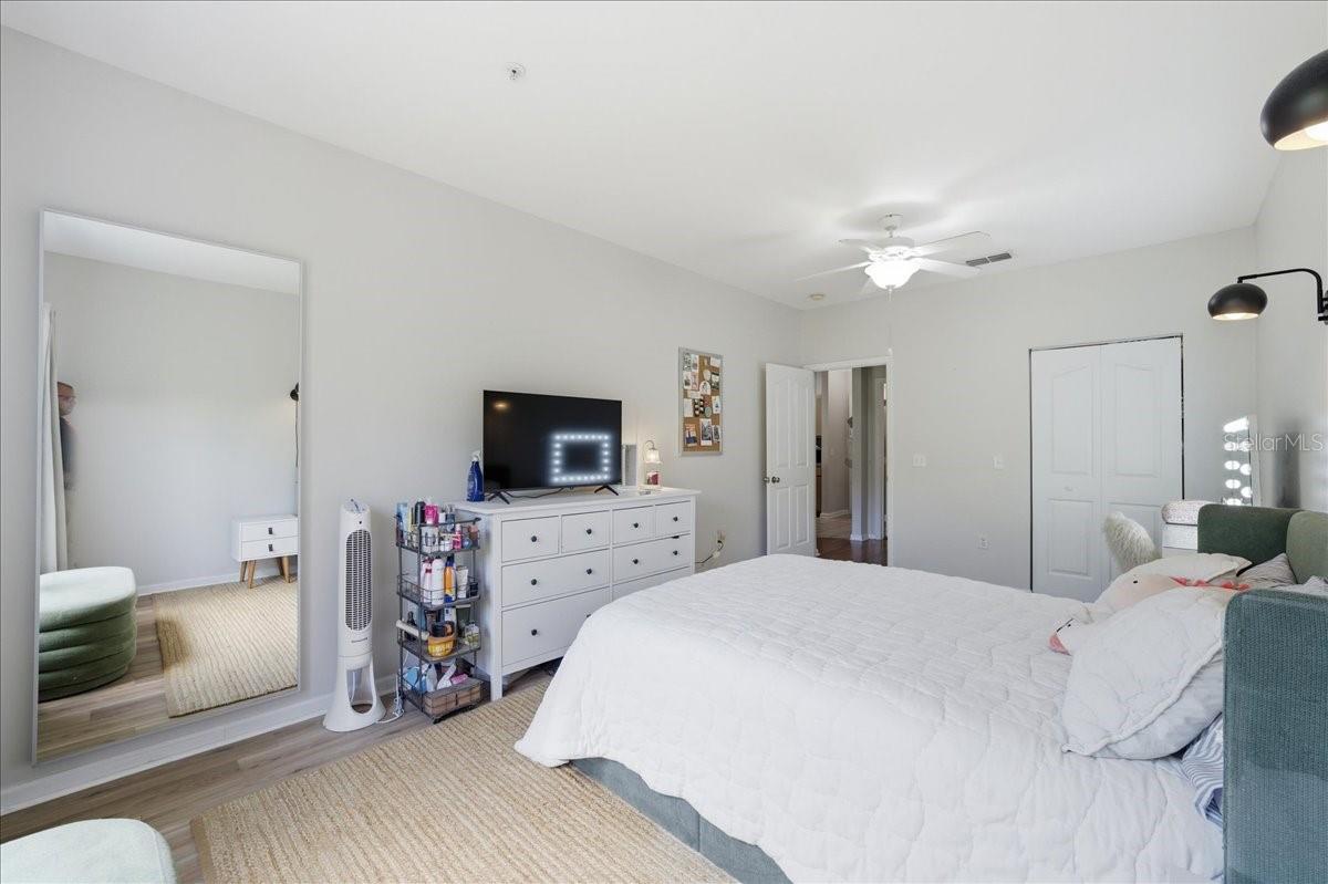 Image 14 of 33 For 4207 Dale Mabry Highway 5307