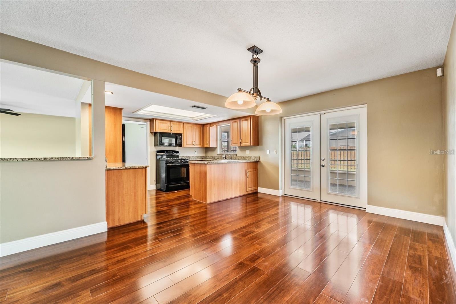 Image 15 of 31 For 11440 130th Avenue