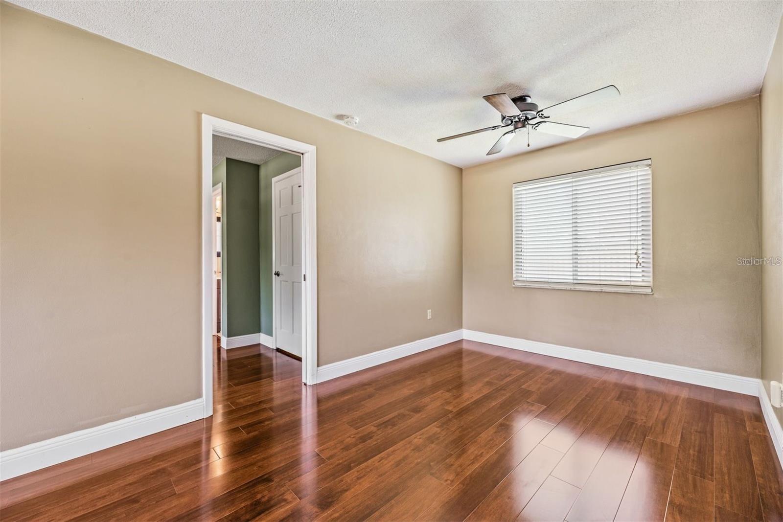 Image 22 of 31 For 11440 130th Avenue