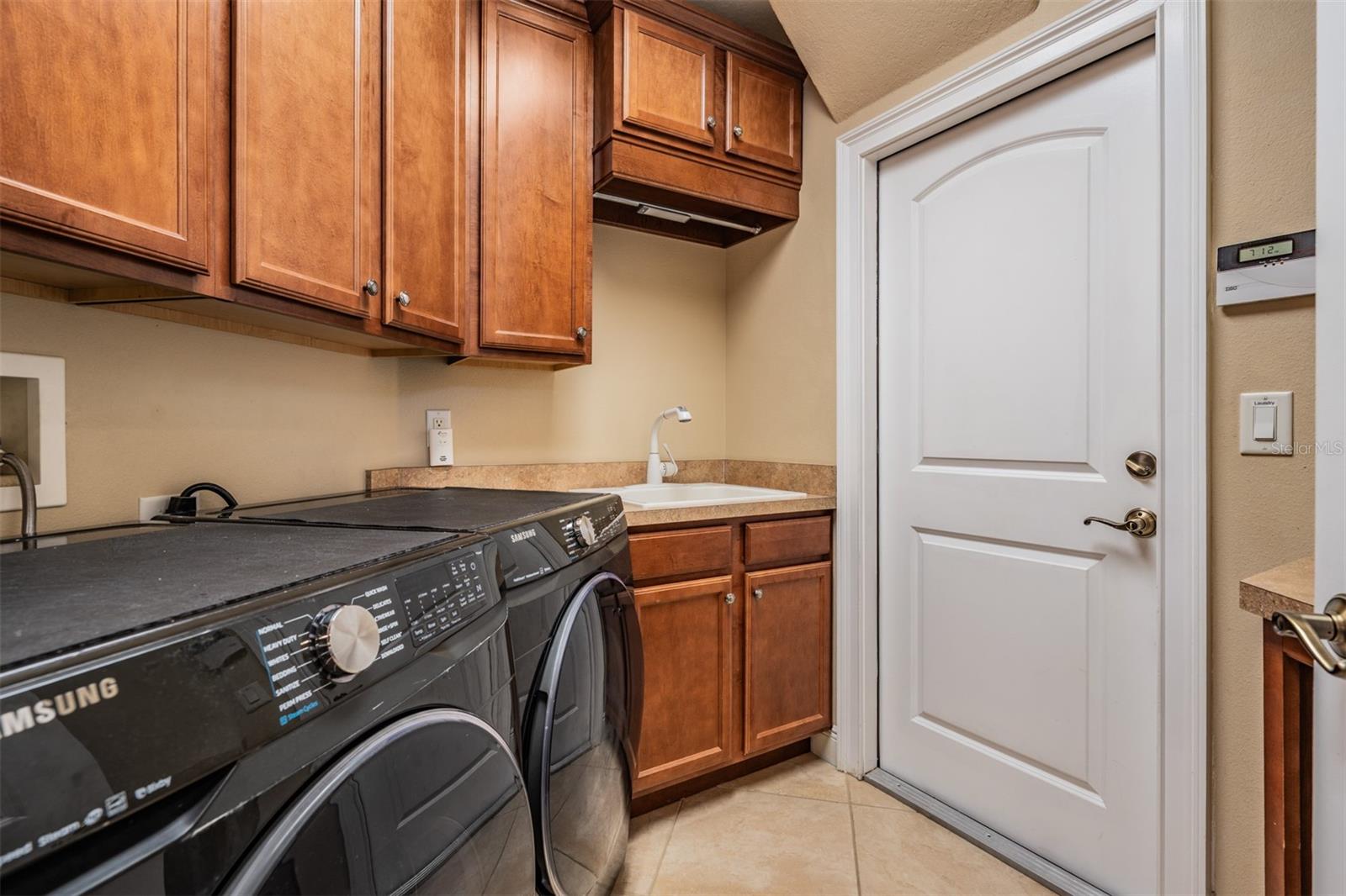 Image 30 of 59 For 1575 Quail Drive