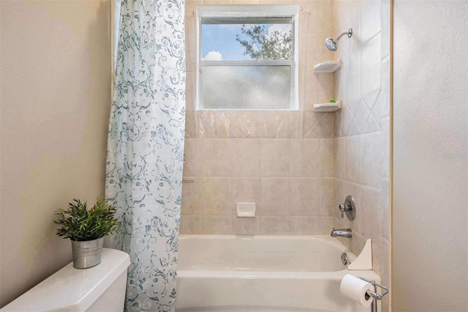 Image 36 of 59 For 1575 Quail Drive
