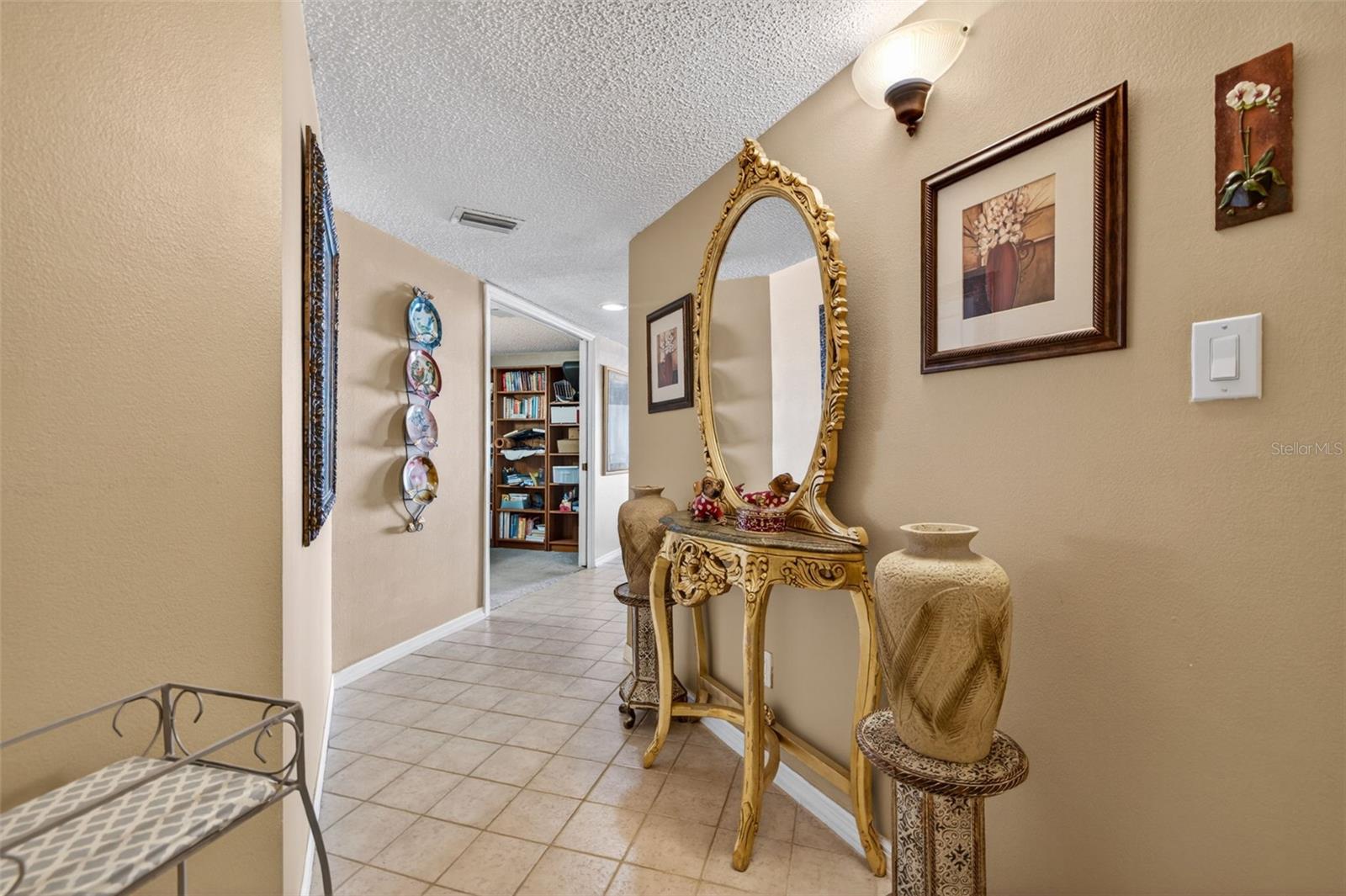 Listing photo id 14 for 14820 14820 Rue De Bayonne  Apt 402