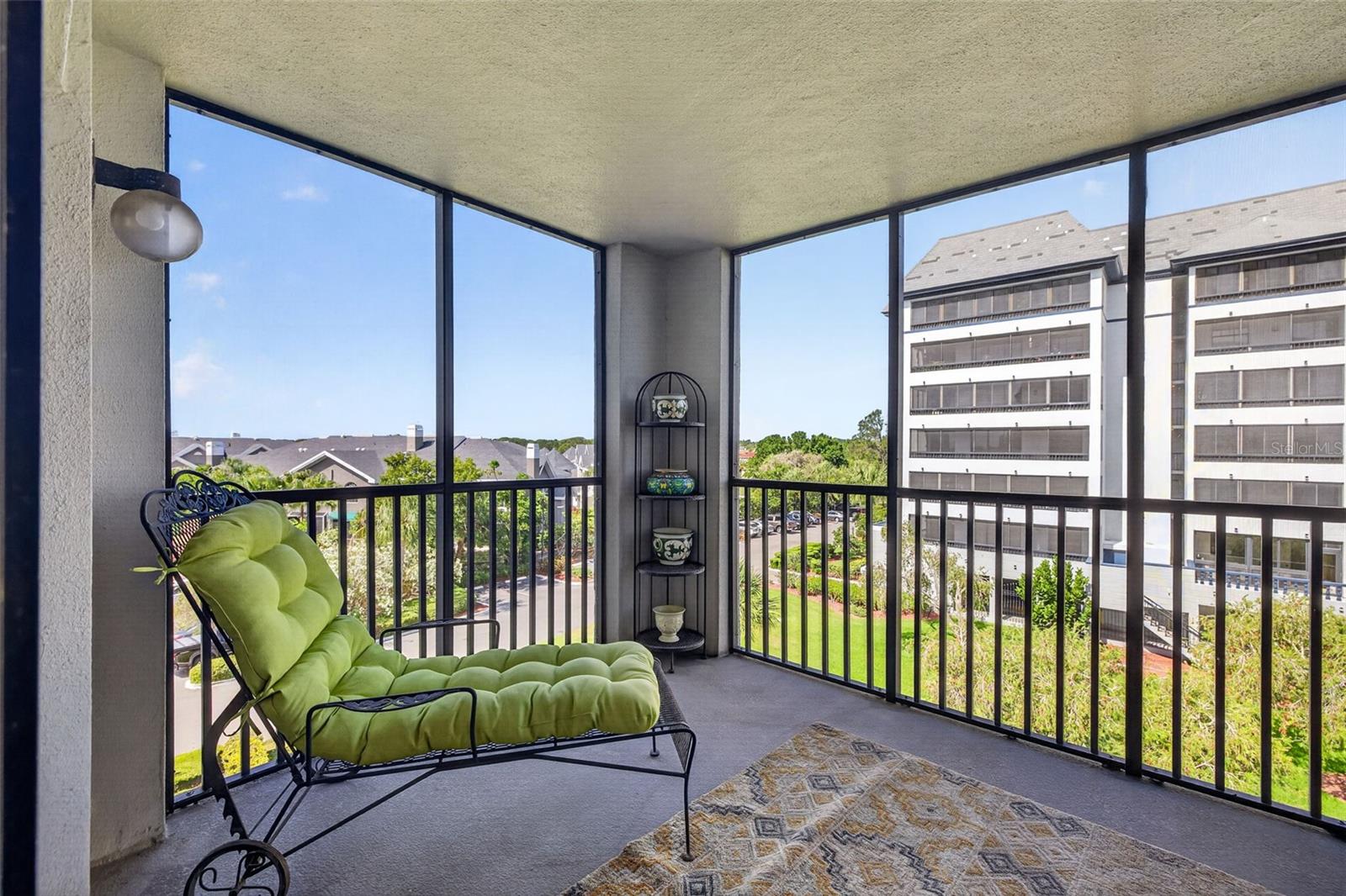 Listing photo id 16 for 14820 14820 Rue De Bayonne  Apt 402