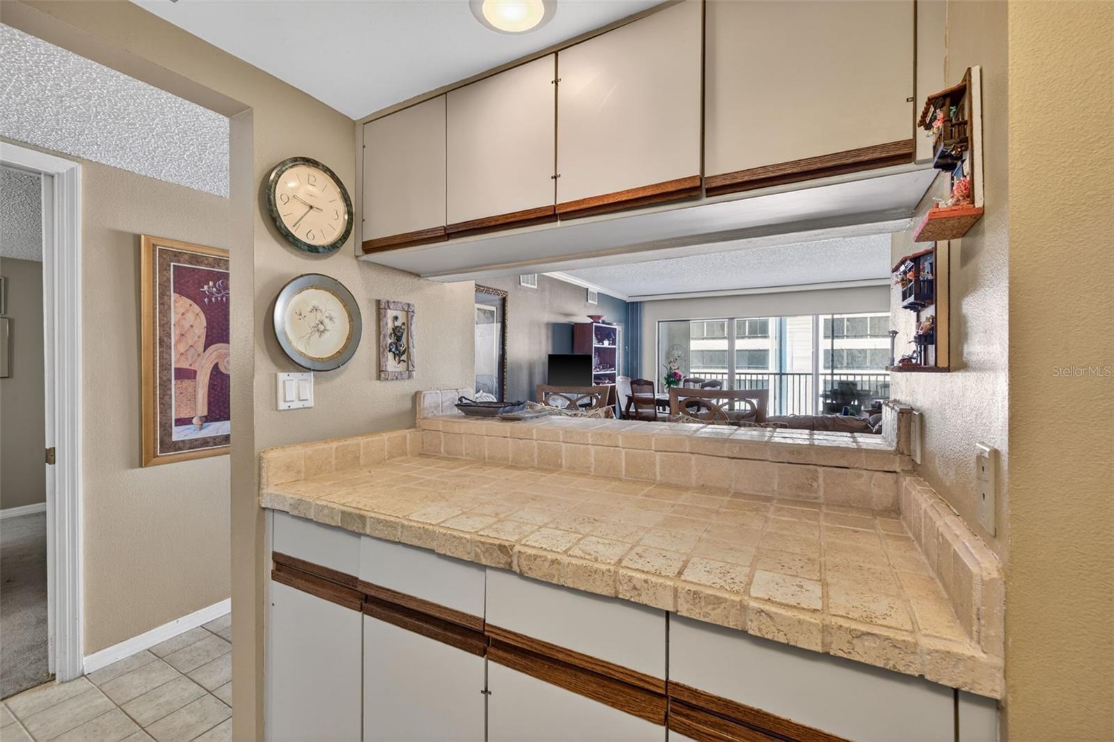 Listing photo id 7 for 14820 14820 Rue De Bayonne  Apt 402