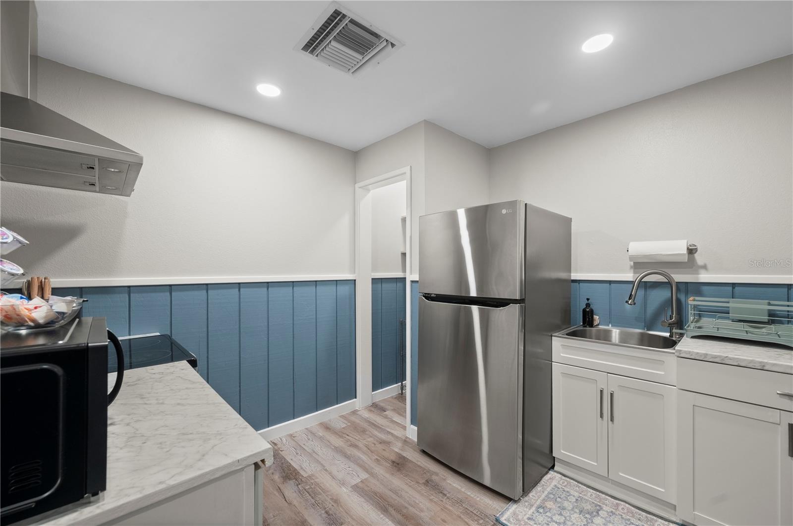 Image 33 of 93 For 8806 Start Center Street
