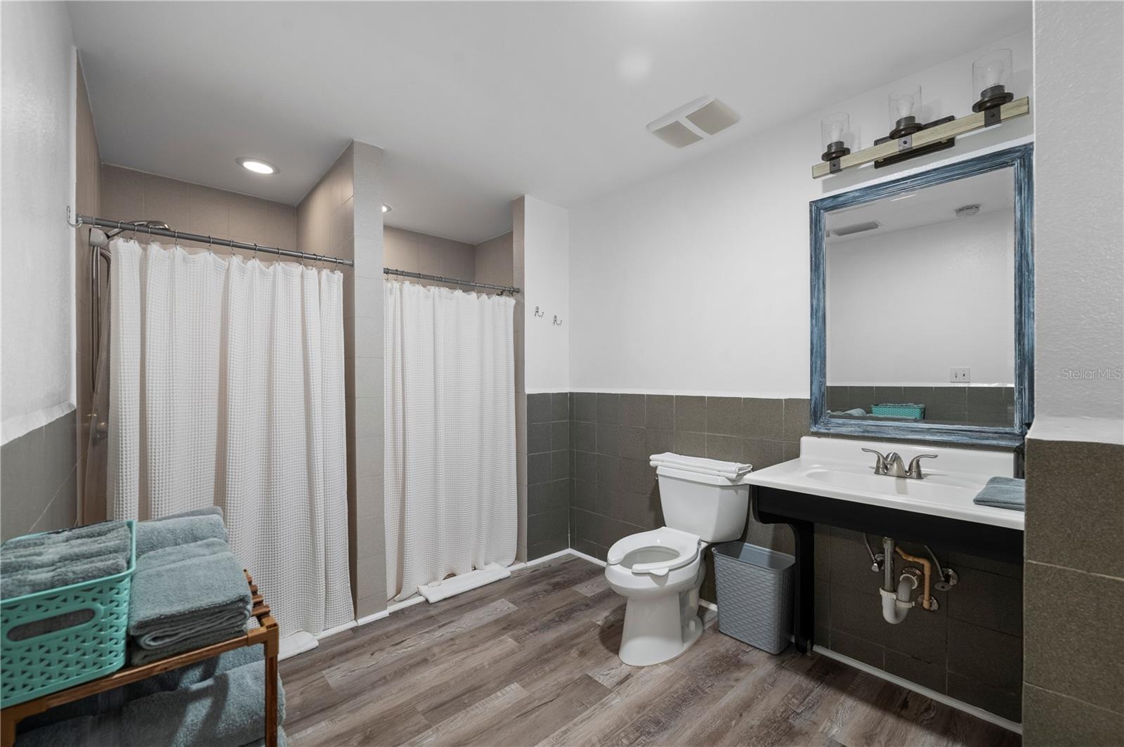 Image 39 of 93 For 8806 Start Center Street