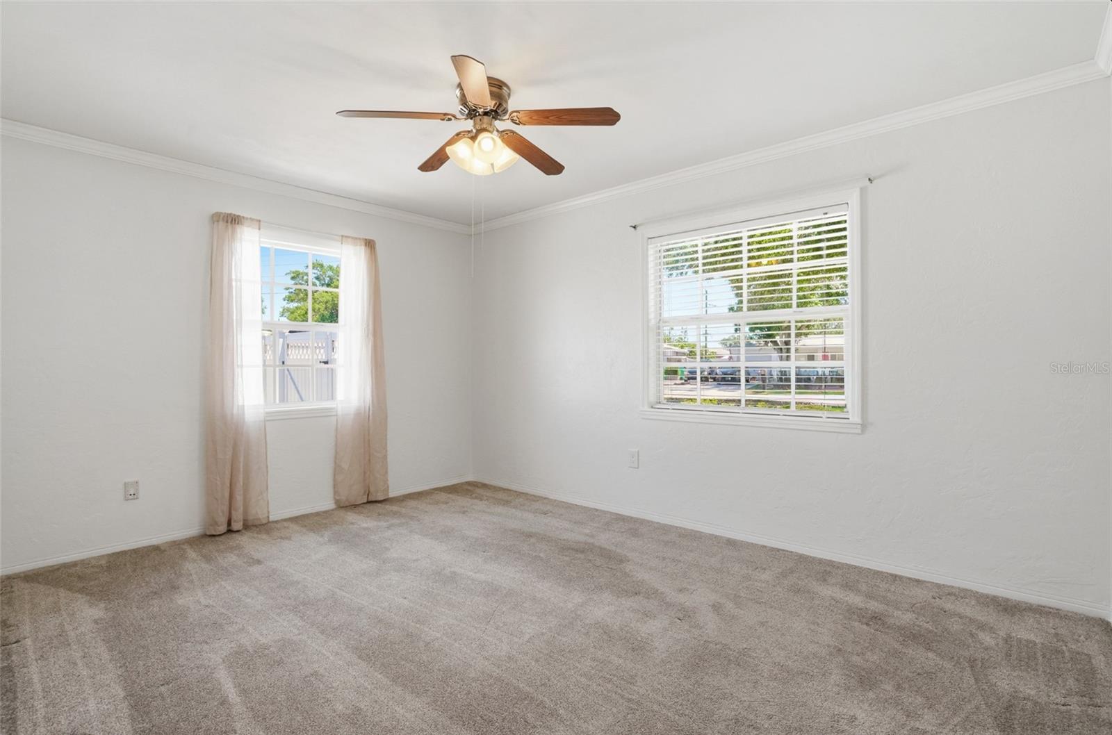 Image 16 of 41 For 5941 49th Avenue N