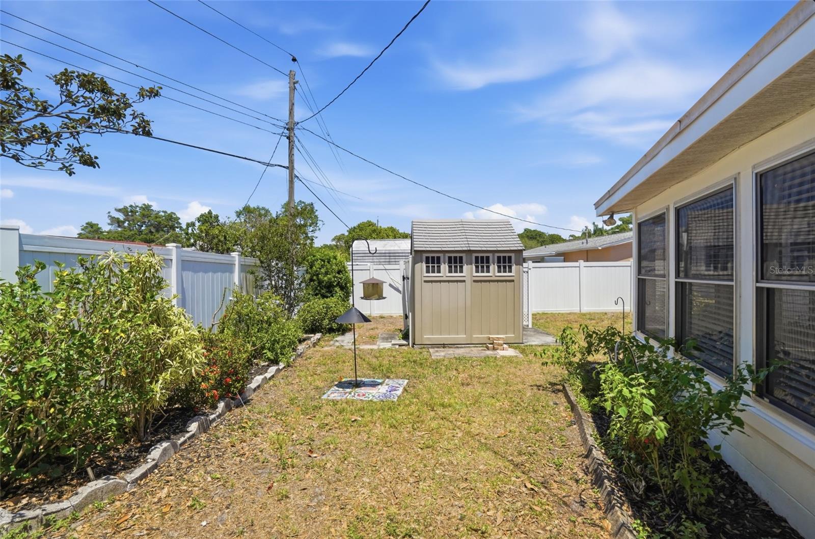 Image 29 of 41 For 5941 49th Avenue N
