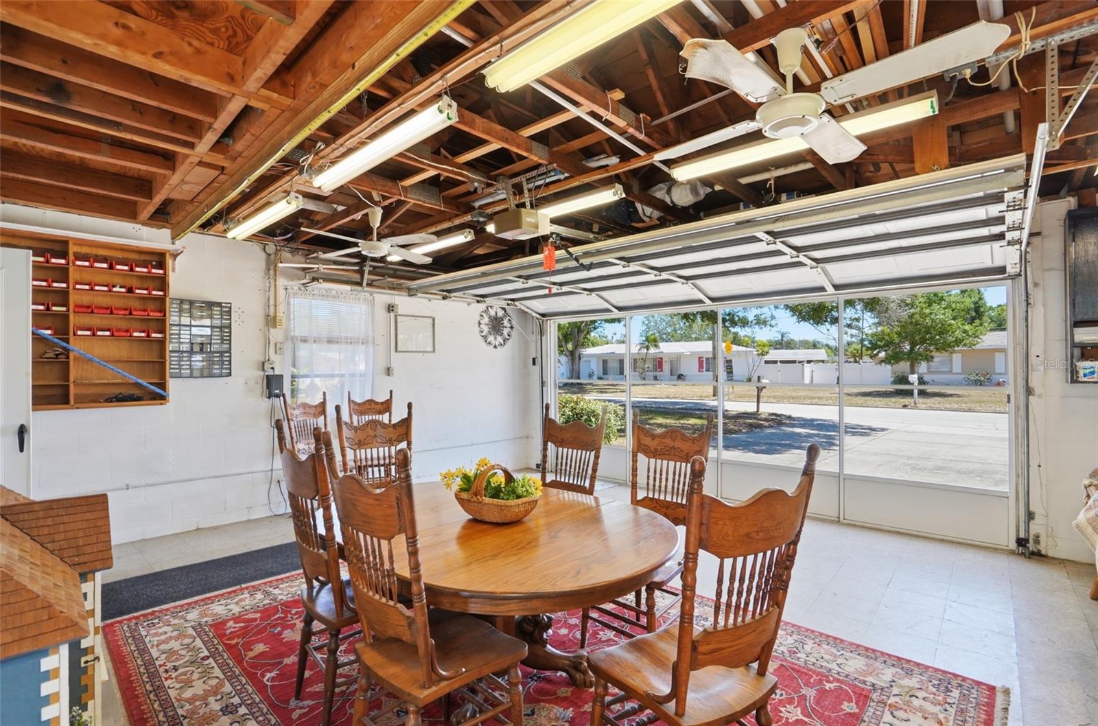 Image 32 of 41 For 5941 49th Avenue N