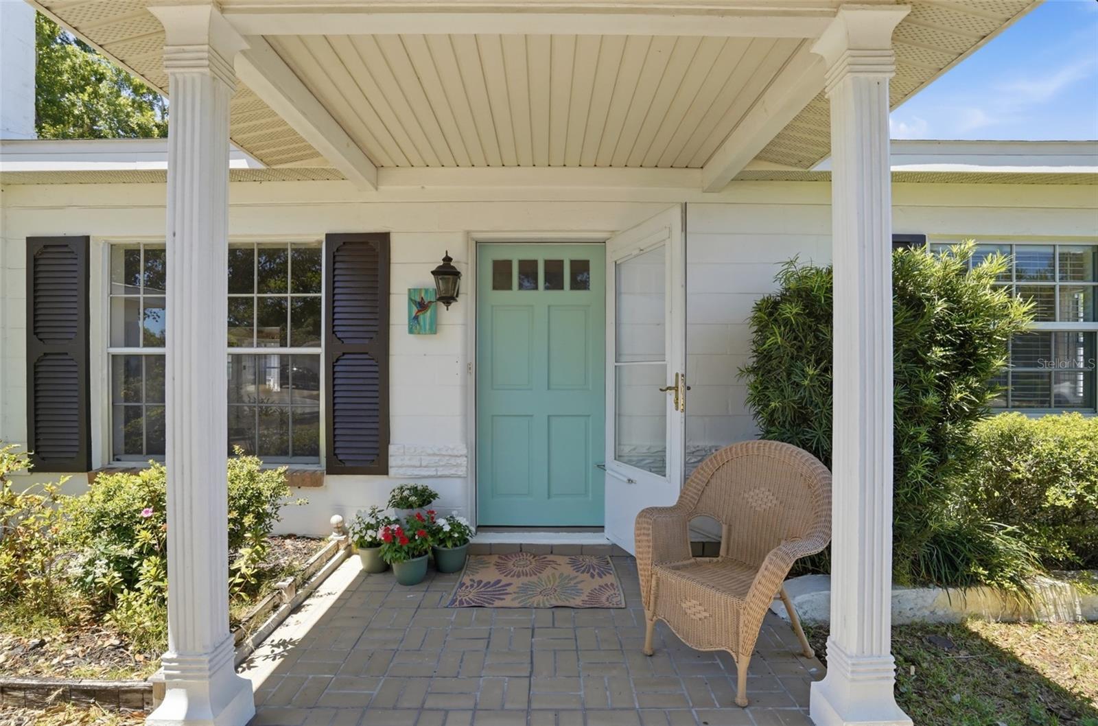 Image 4 of 41 For 5941 49th Avenue N