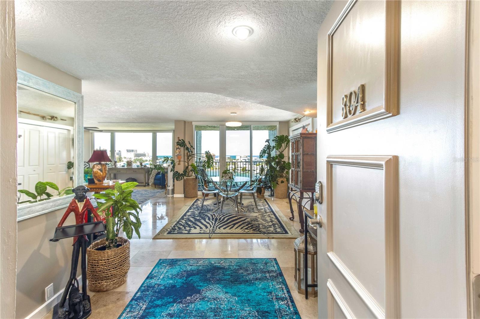 Image 3 of 60 For 736 Island Way 804