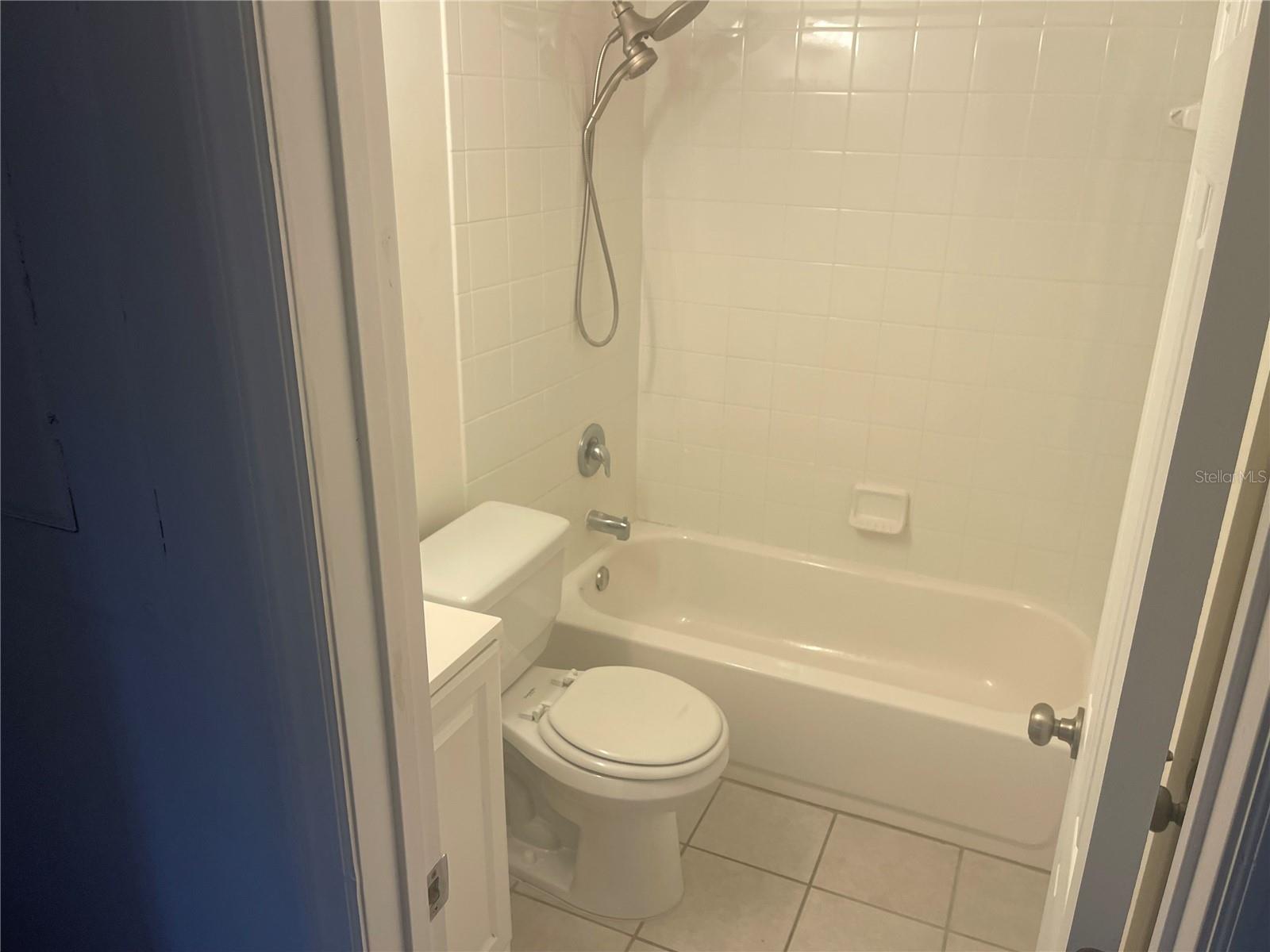 Image 13 of 25 For 3302 Wallace Avenue