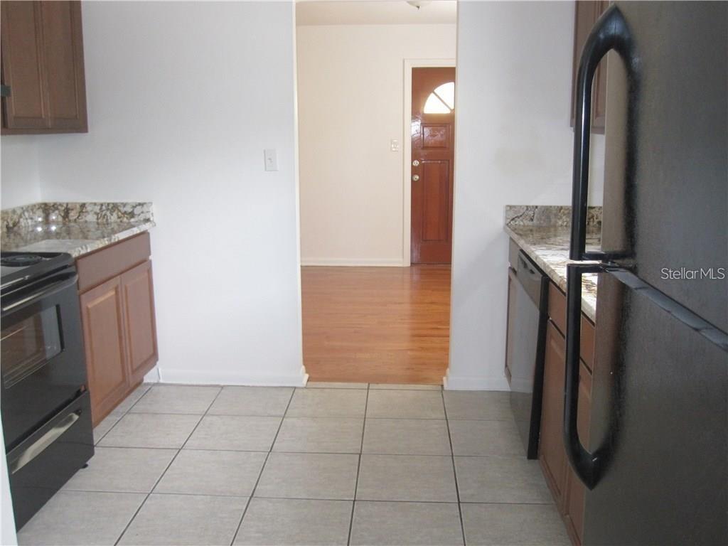 Image 3 of 25 For 3302 Wallace Avenue