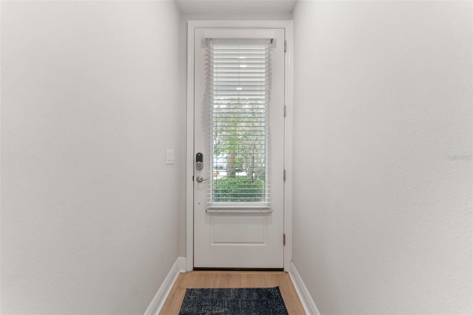 Image 4 of 42 For 412 Albany Avenue 2
