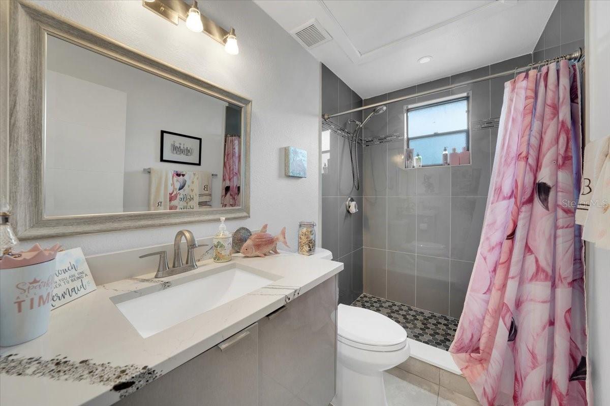 Image 30 of 43 For 3127 Sligh Avenue 101c