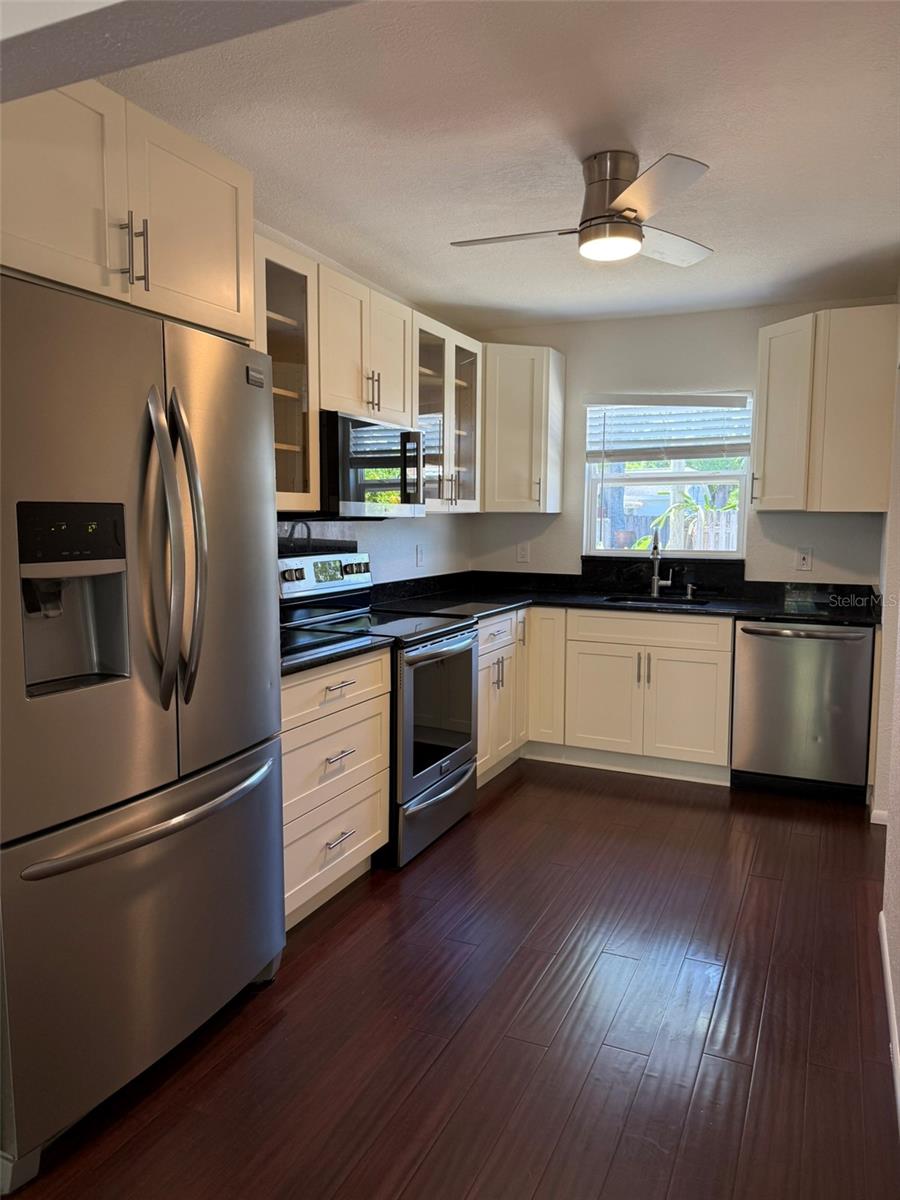 Image 2 of 24 For 2787 41st Avenue N