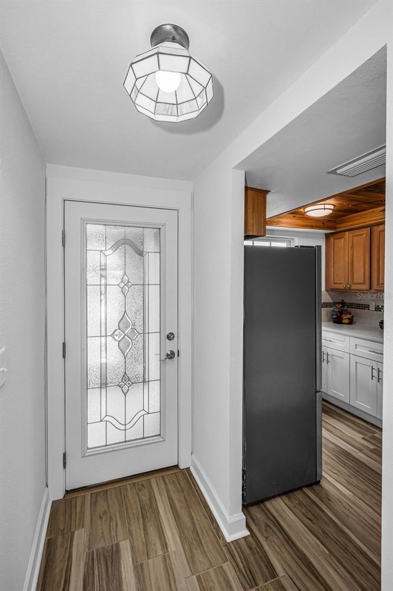 Image 14 of 88 For 4200 Hampton Drive 4200