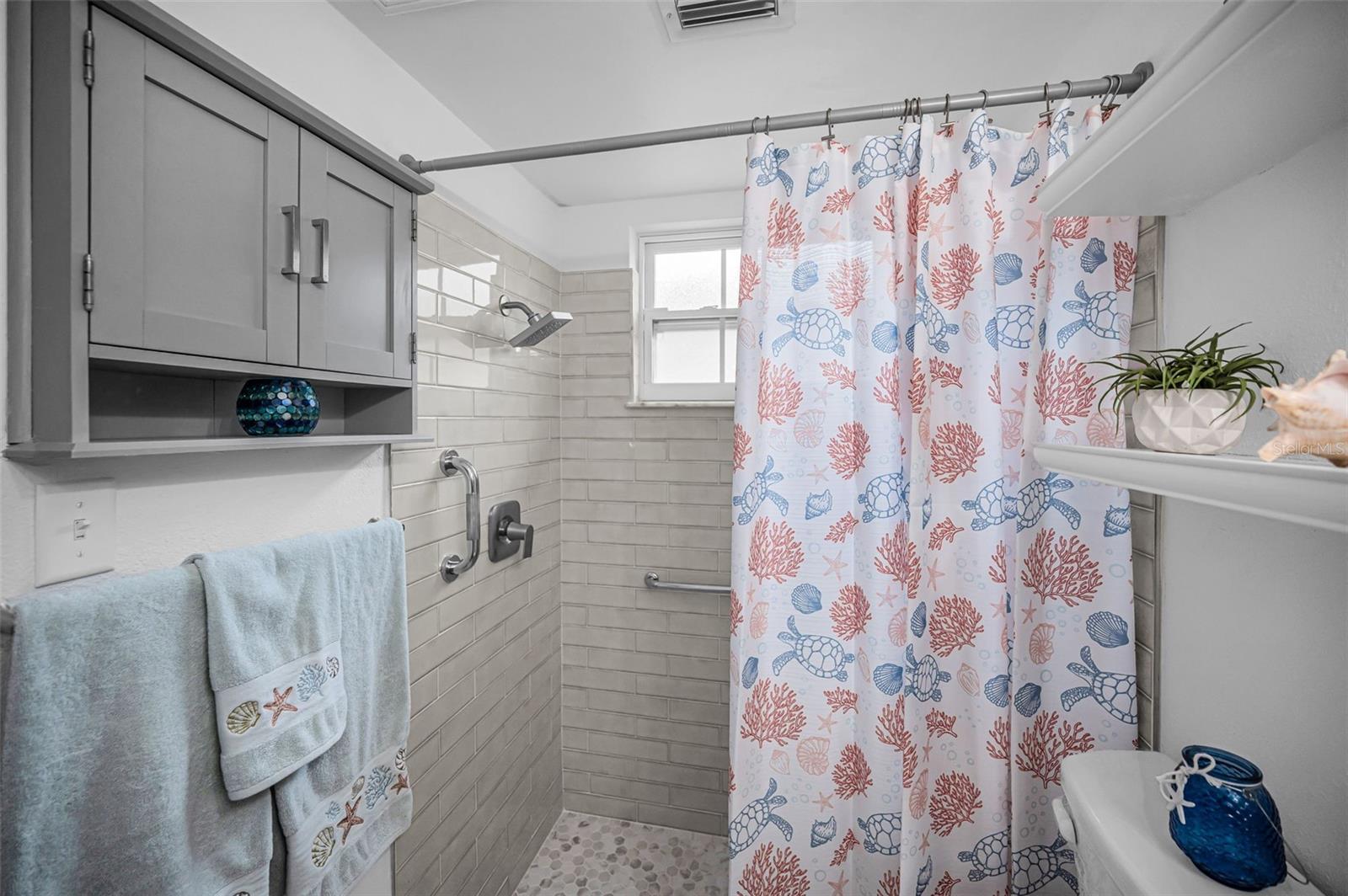Image 34 of 88 For 4200 Hampton Drive 4200