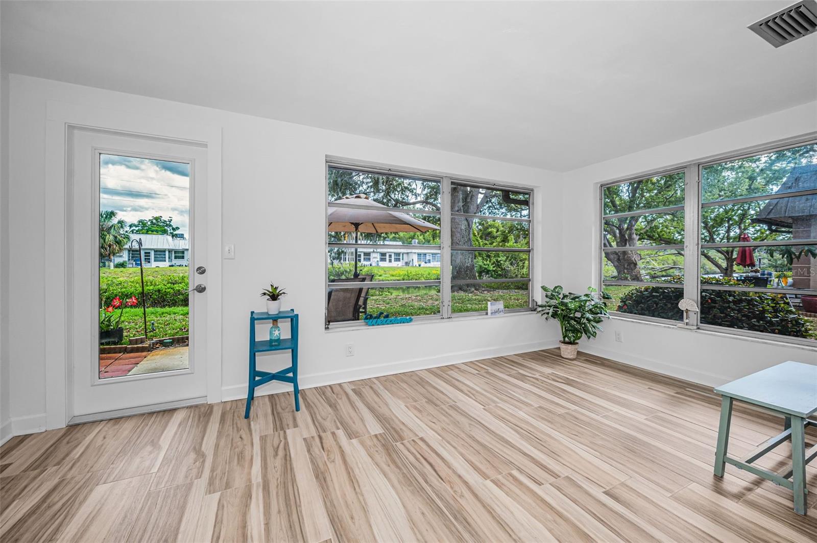Image 40 of 88 For 4200 Hampton Drive 4200