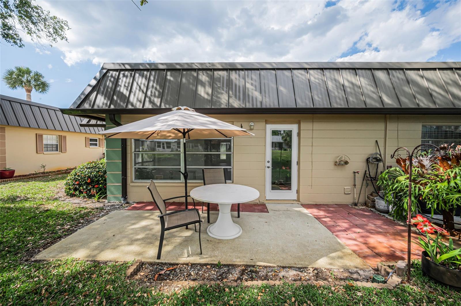 Image 43 of 88 For 4200 Hampton Drive 4200