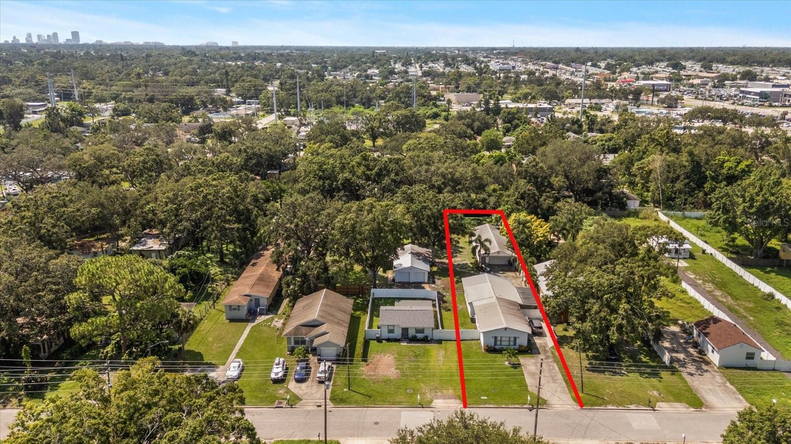 Details for 3290 70th Avenue N, ST PETERSBURG, FL 33702