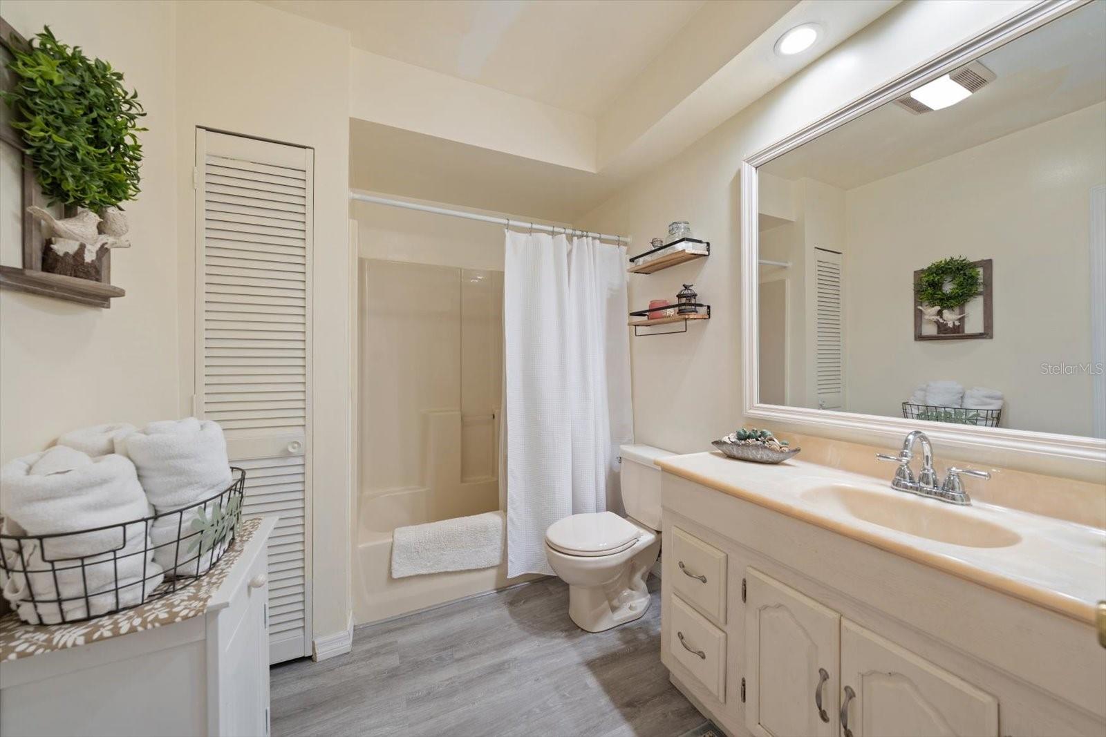 Image 11 of 35 For 3290 70th Avenue N