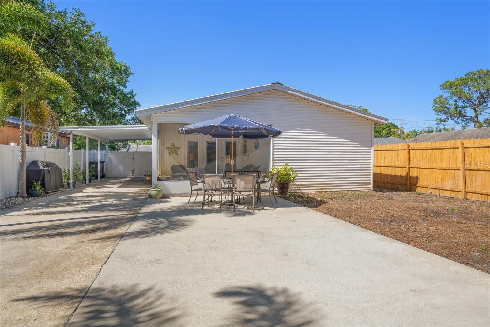 Image 18 of 35 For 3290 70th Avenue N