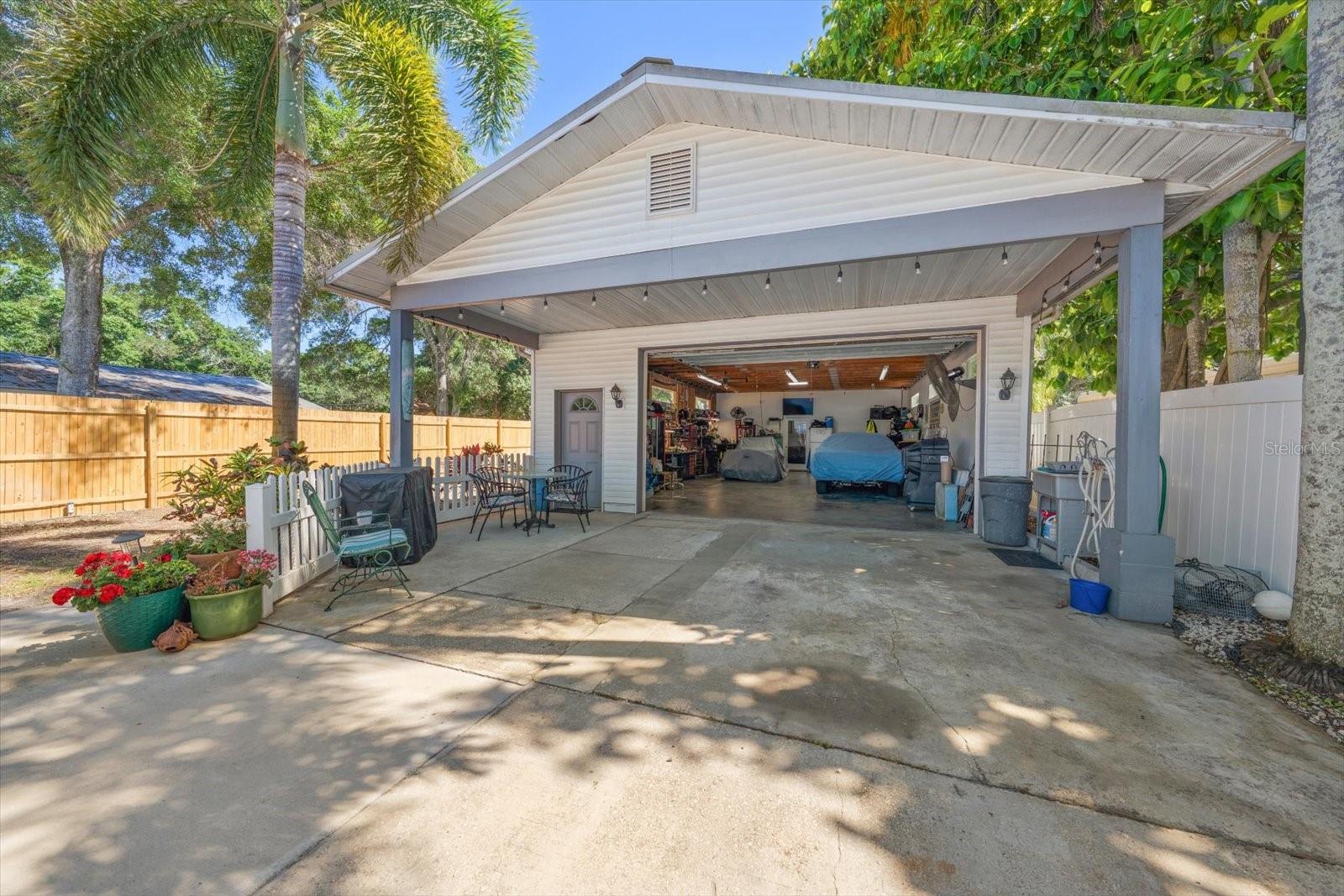 Image 21 of 35 For 3290 70th Avenue N