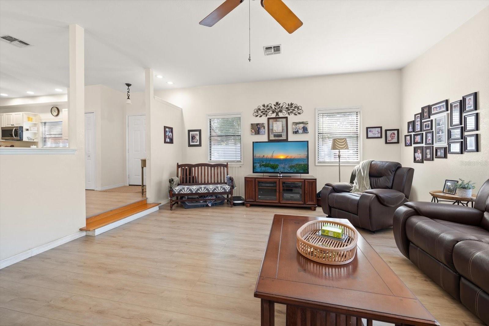 Image 7 of 35 For 3290 70th Avenue N