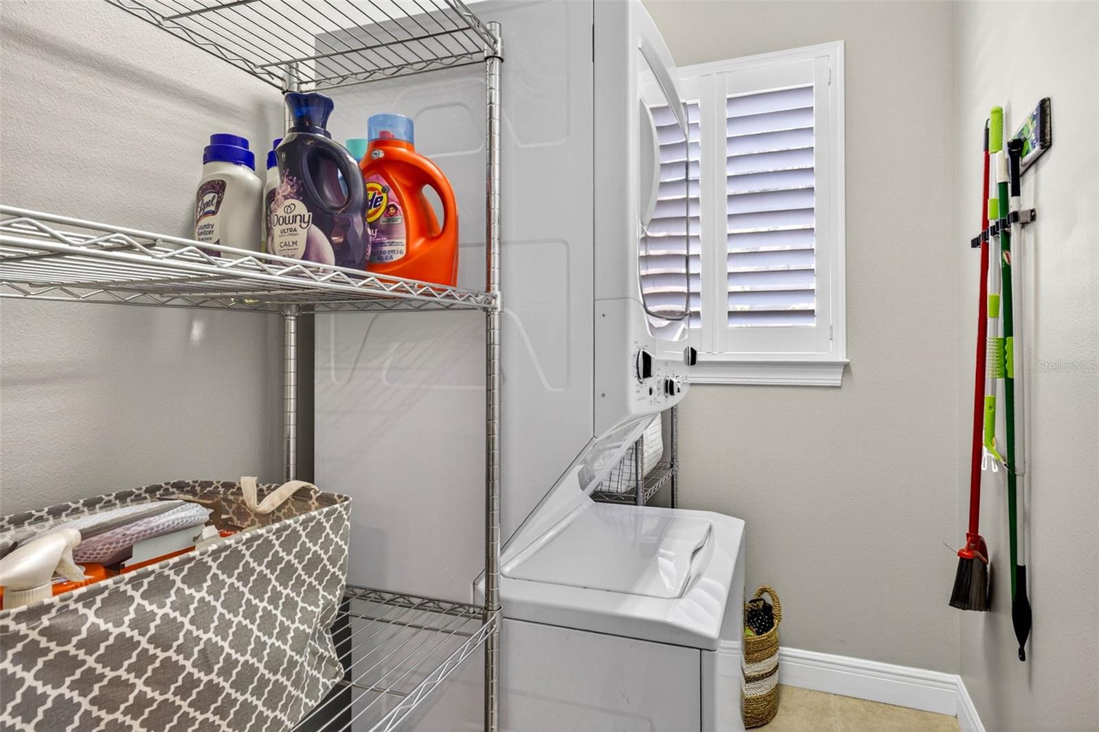 Image 26 of 59 For 4927 Anniston Circle