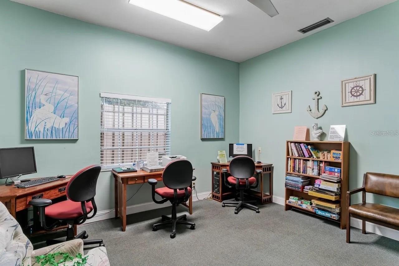 Image 31 of 46 For 12760 Indian Rocks Road 1017