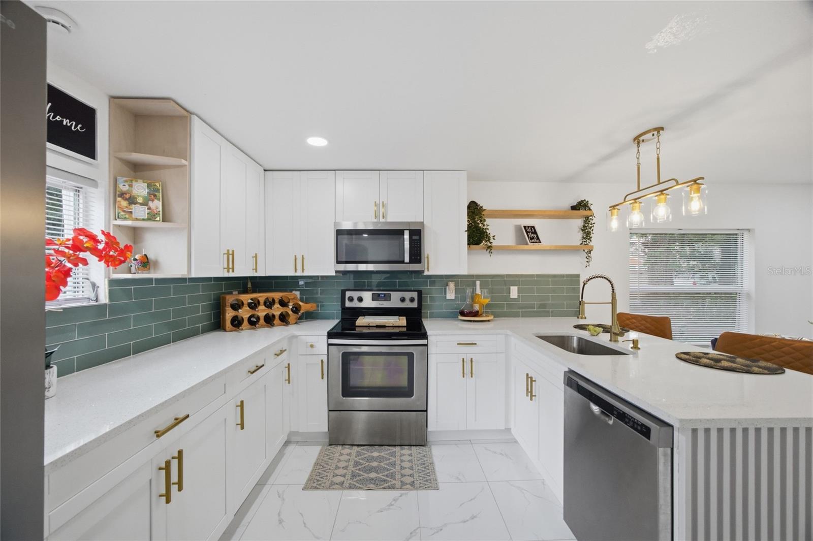 Image 3 of 15 For 9408 Orleans Avenue