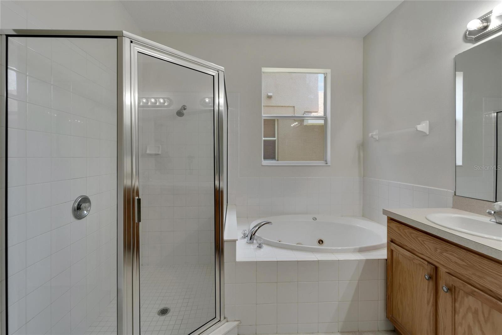 Image 34 of 63 For 411 Durham Shore Court