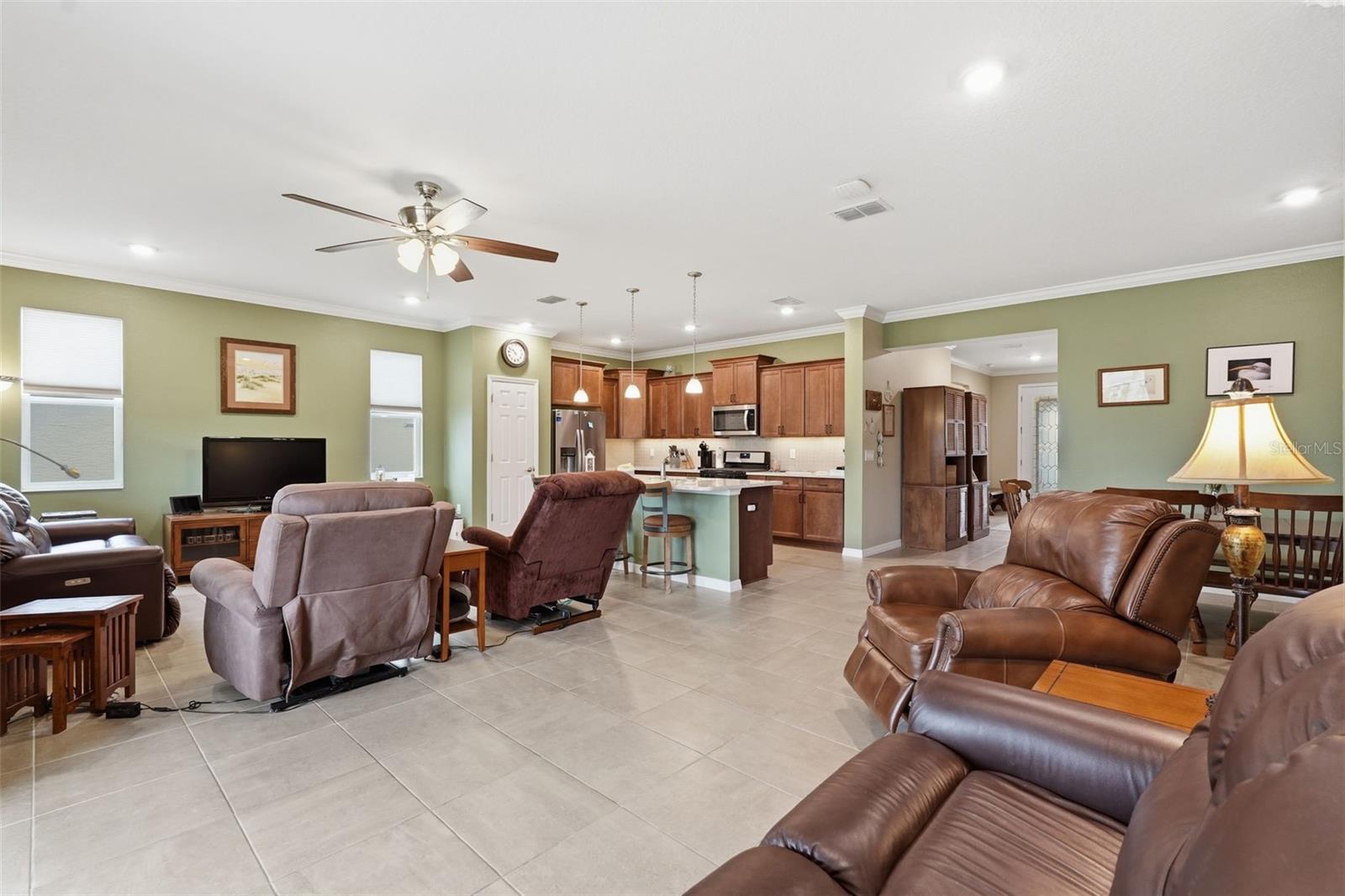Image 16 of 48 For 9958 97th Lane