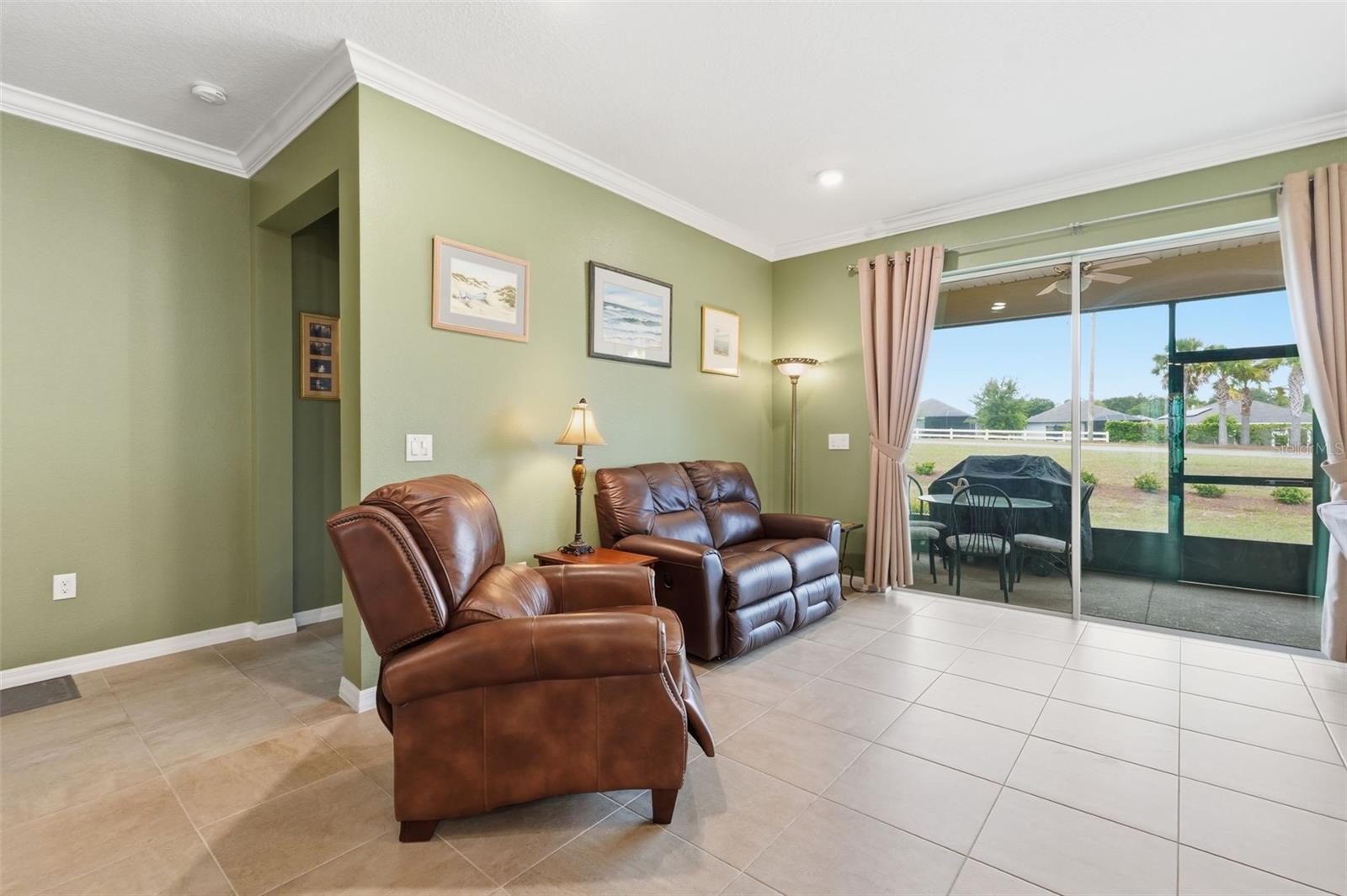 Image 19 of 48 For 9958 97th Lane