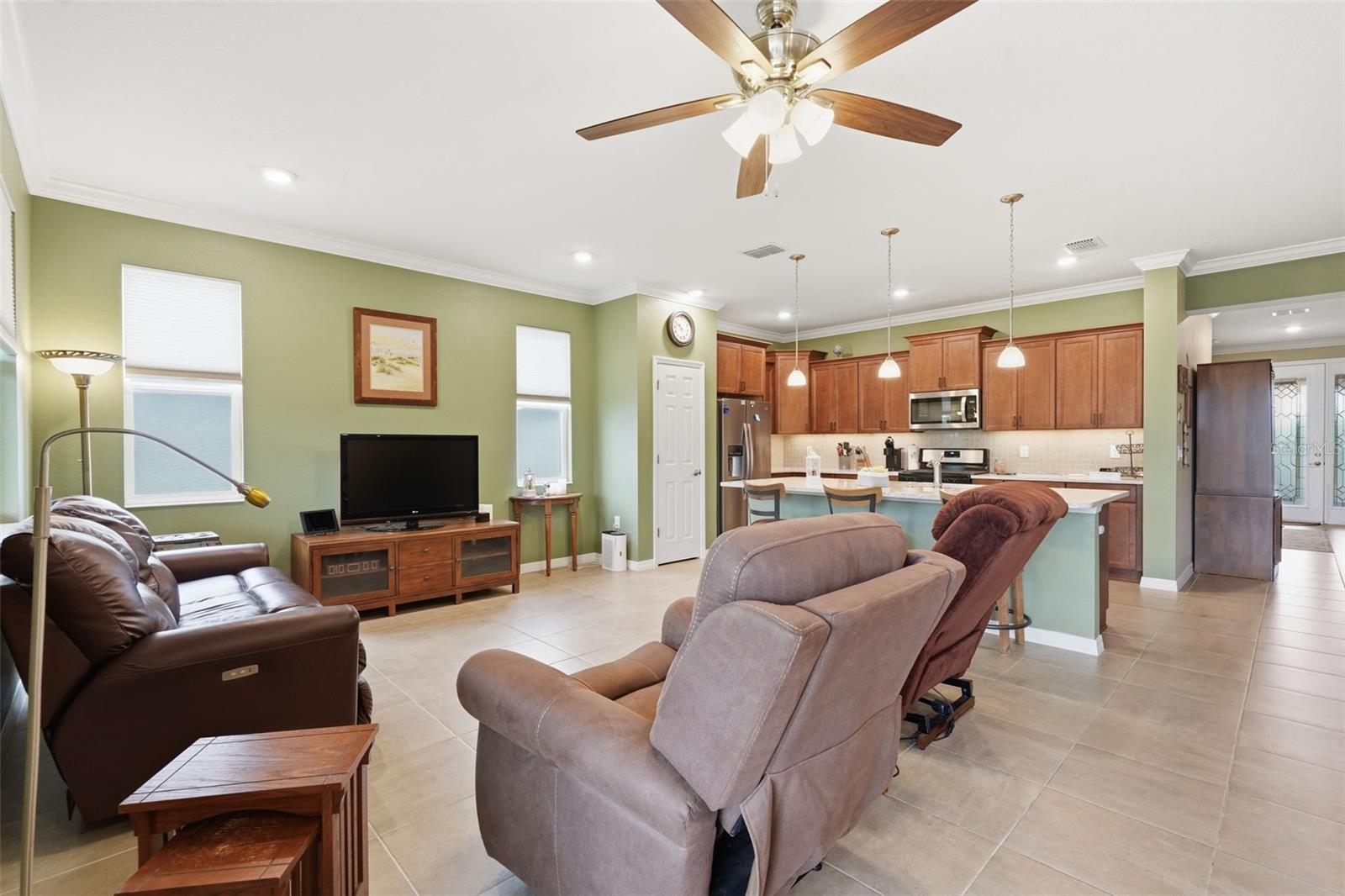 Image 9 of 48 For 9958 97th Lane