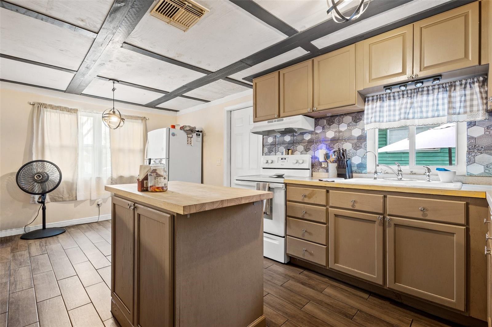 Image 5 of 15 For 2526 26th Street S