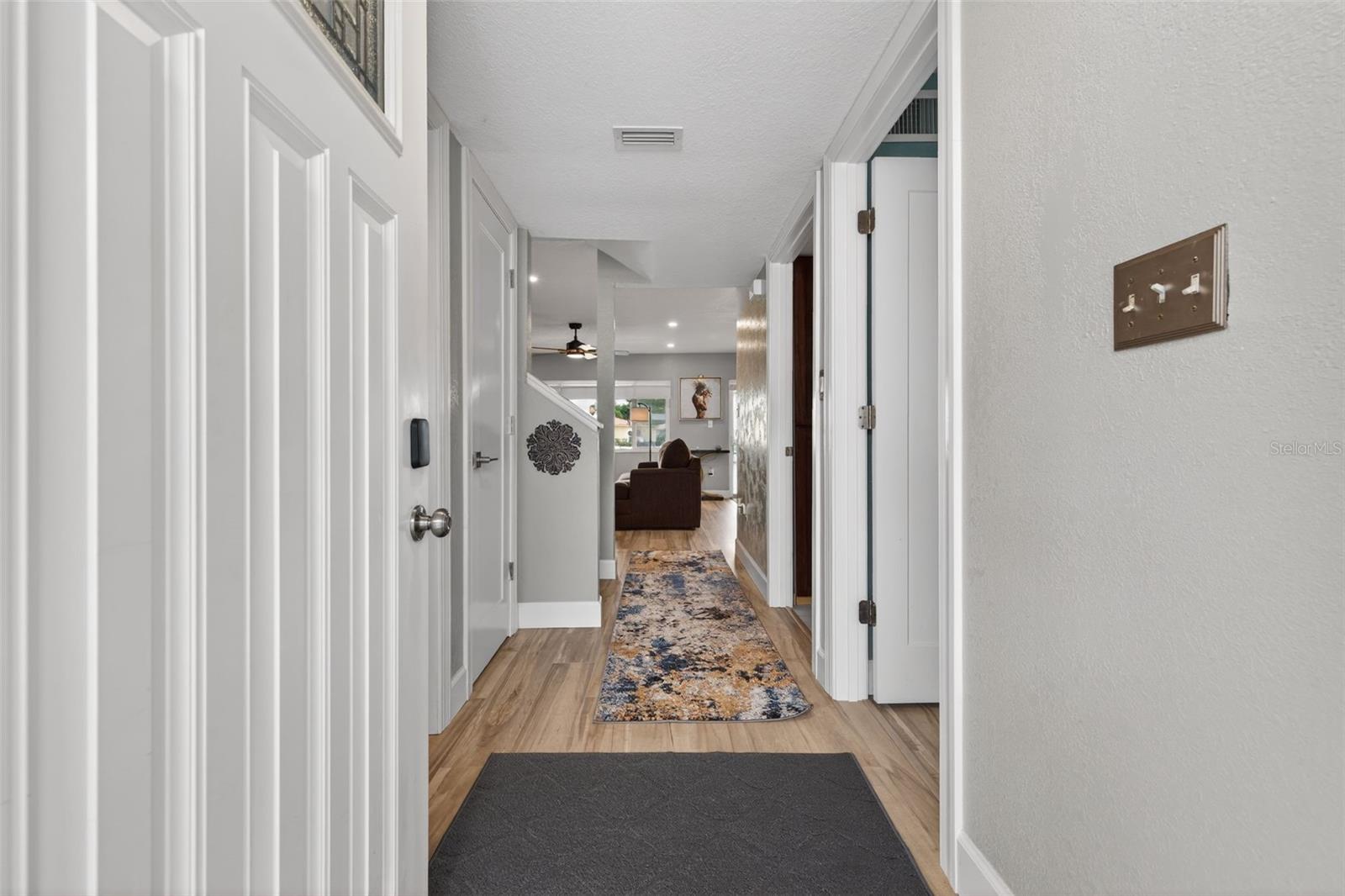 Image 5 of 36 For 6537 Cape Hatteras Way Ne 1
