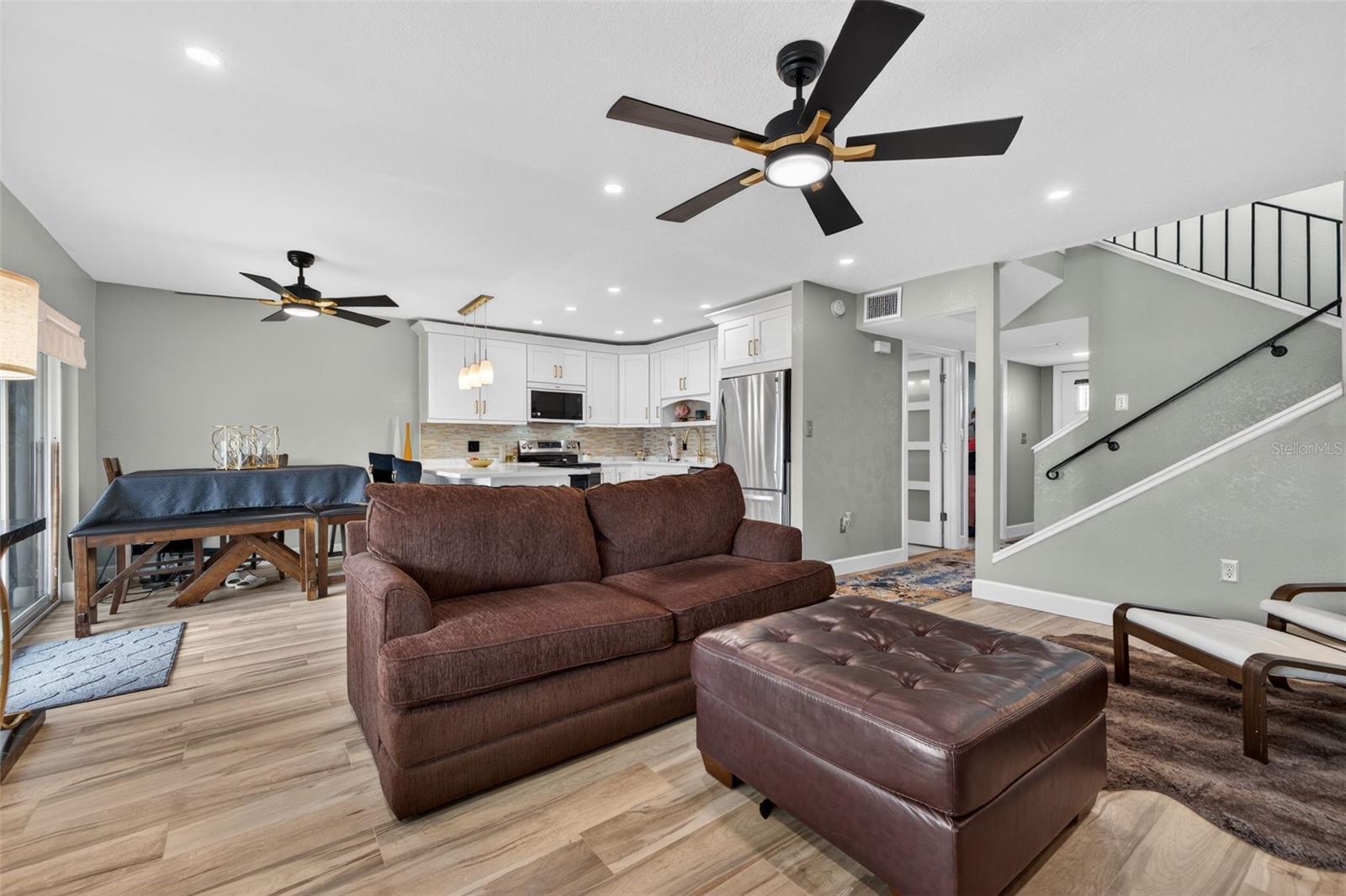 Image 9 of 36 For 6537 Cape Hatteras Way Ne 1
