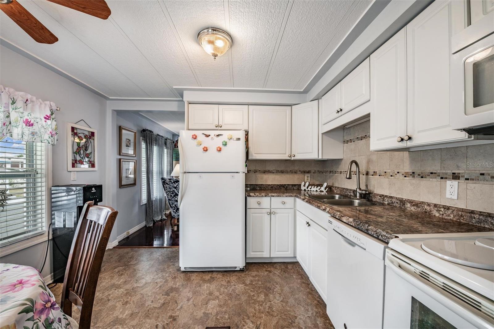 Image 15 of 39 For 7048 El Meyers Street