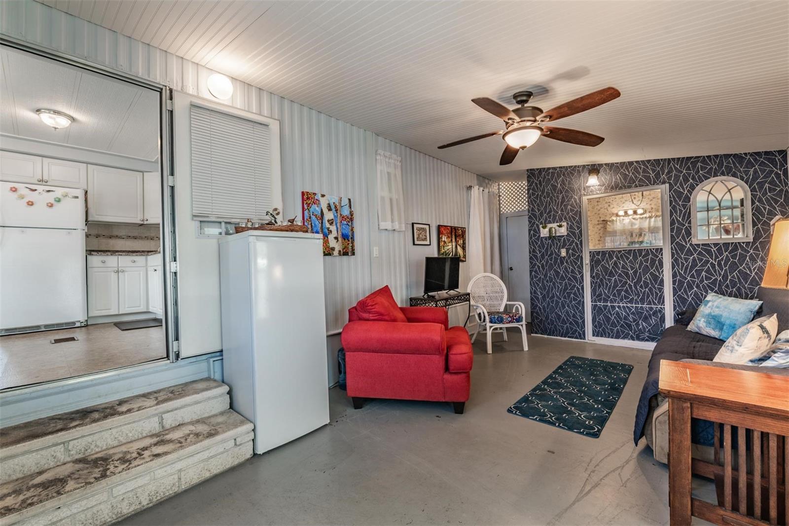 Image 24 of 39 For 7048 El Meyers Street