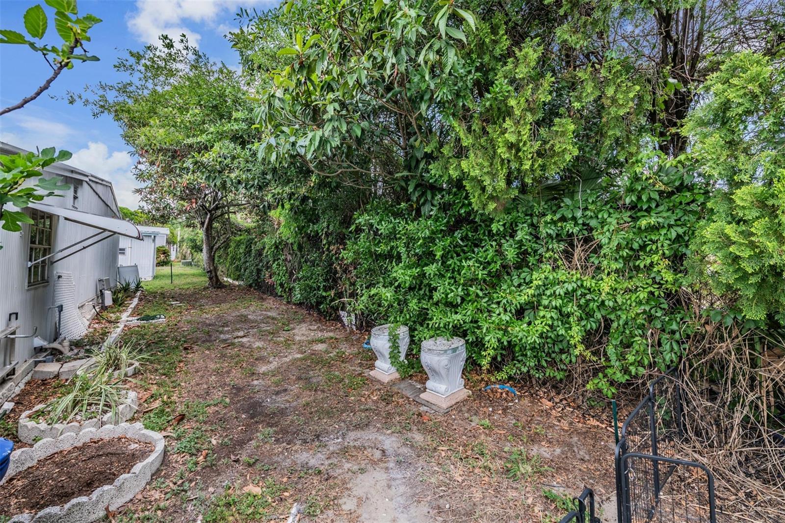 Image 32 of 39 For 7048 El Meyers Street