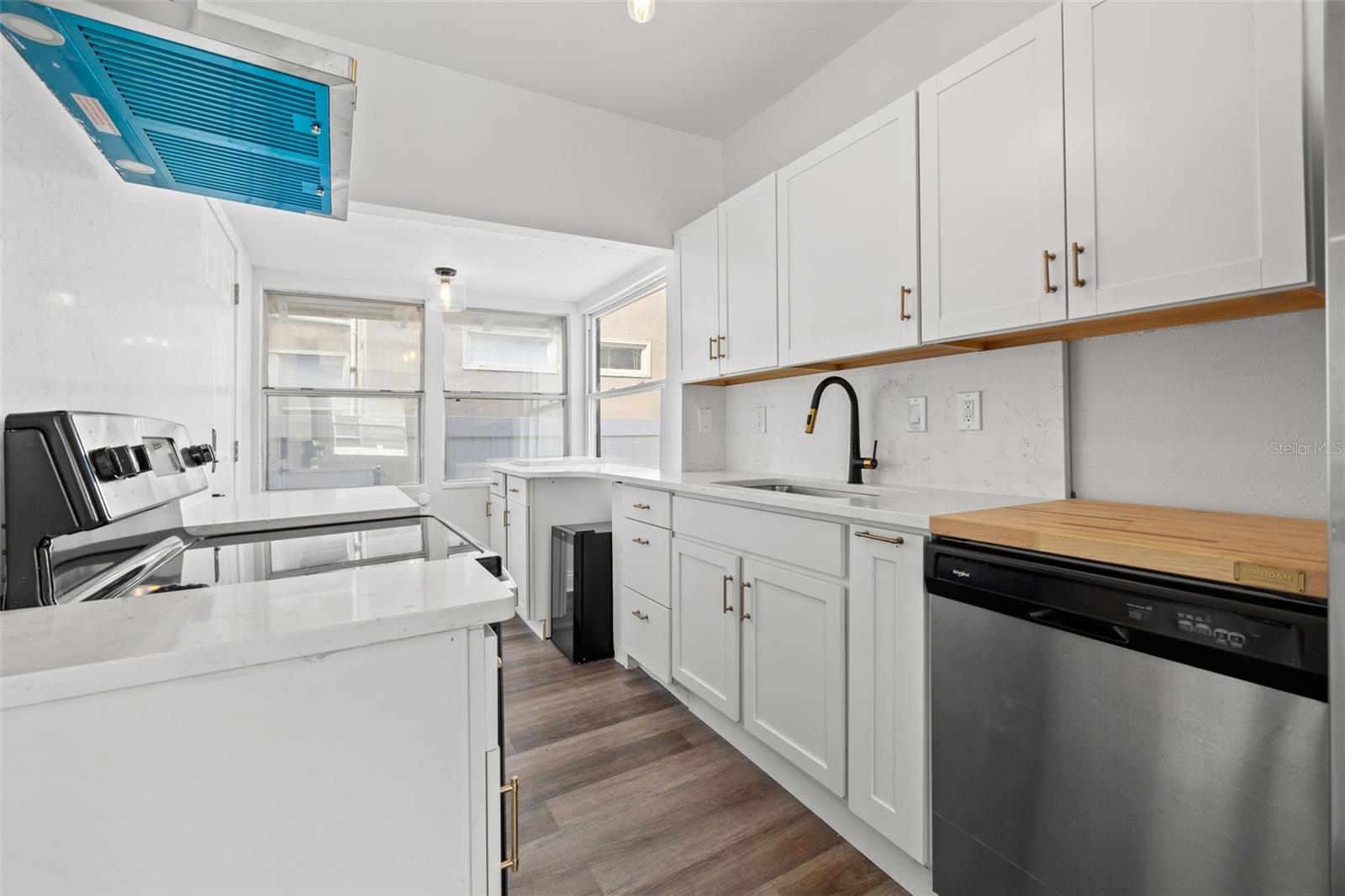 Image 12 of 27 For 2824 5th Avenue N
