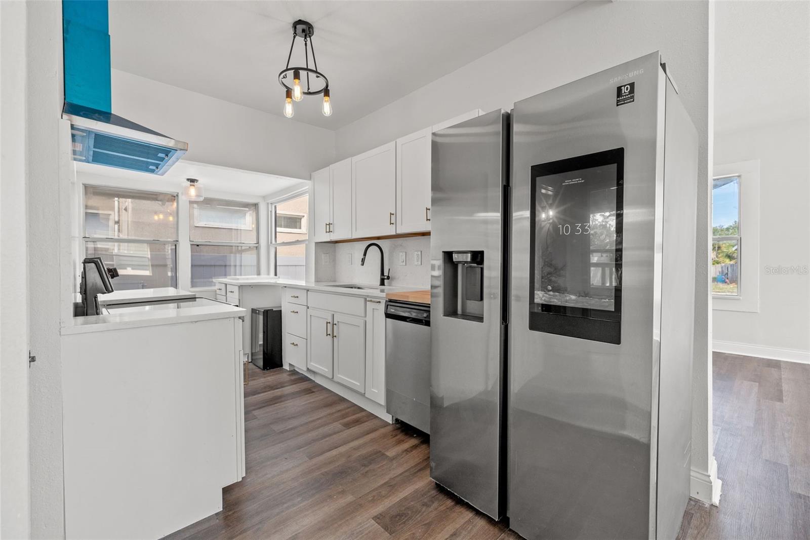 Image 15 of 27 For 2824 5th Avenue N